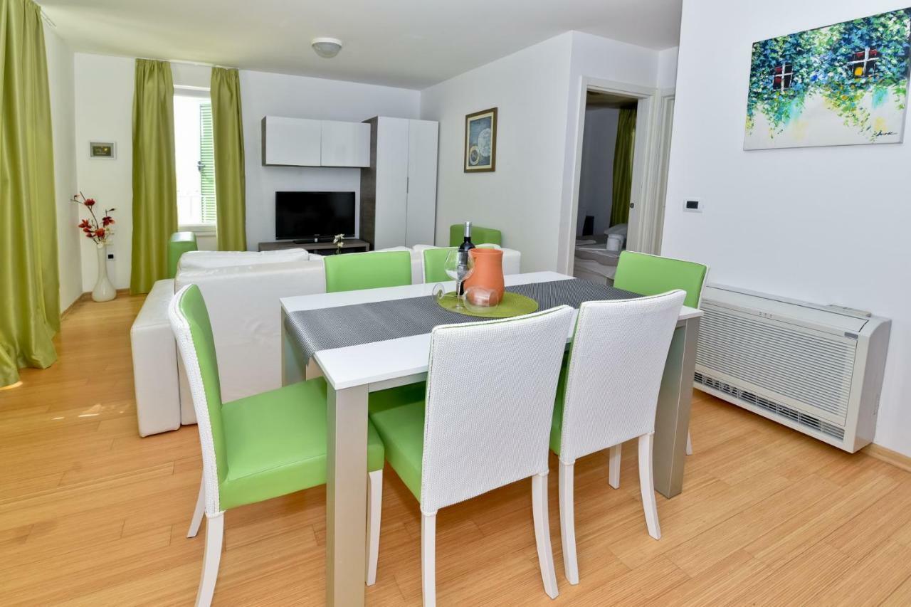 Apartmani Astrado Petrčane Extérieur photo