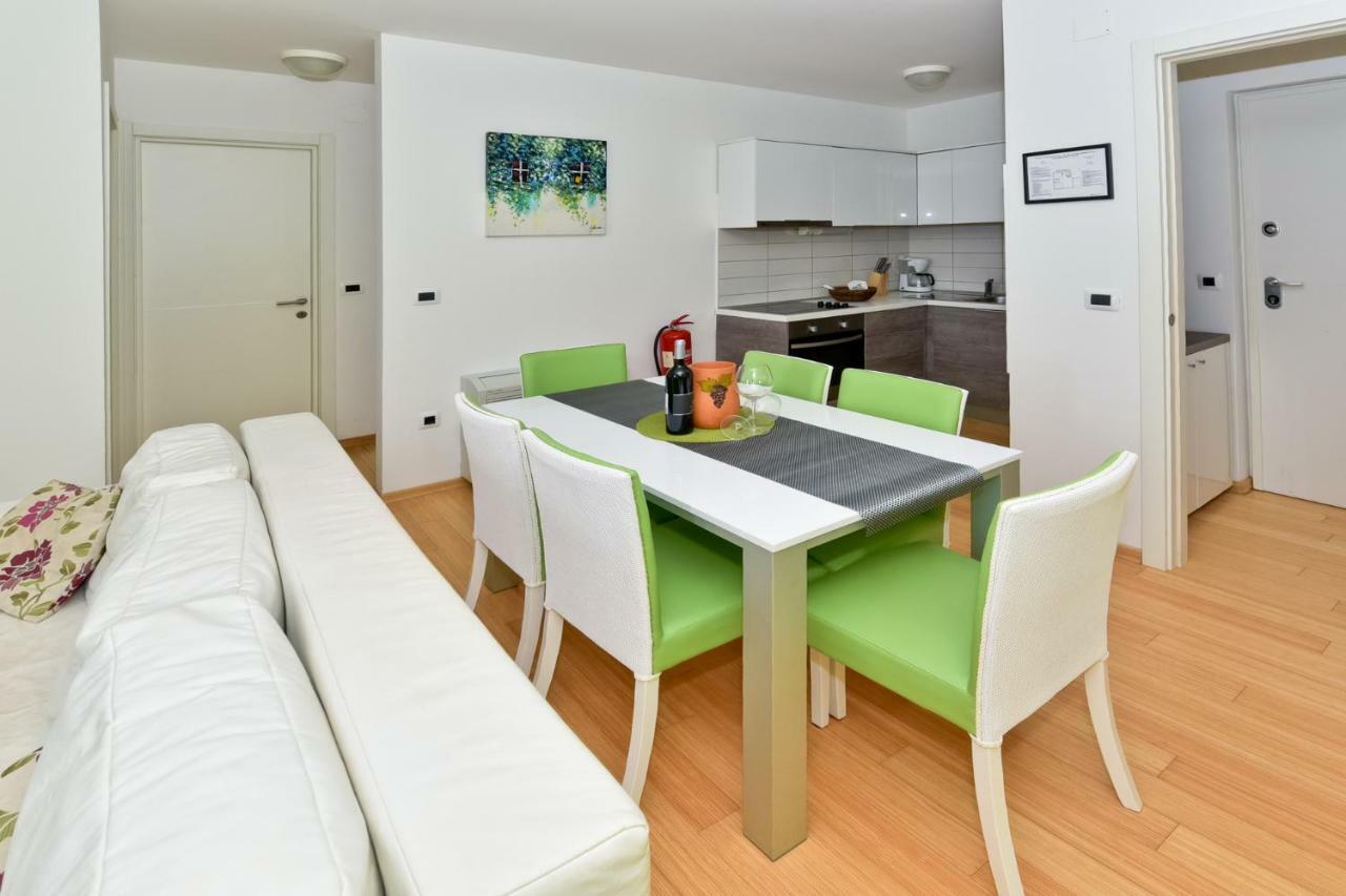 Apartmani Astrado Petrčane Extérieur photo